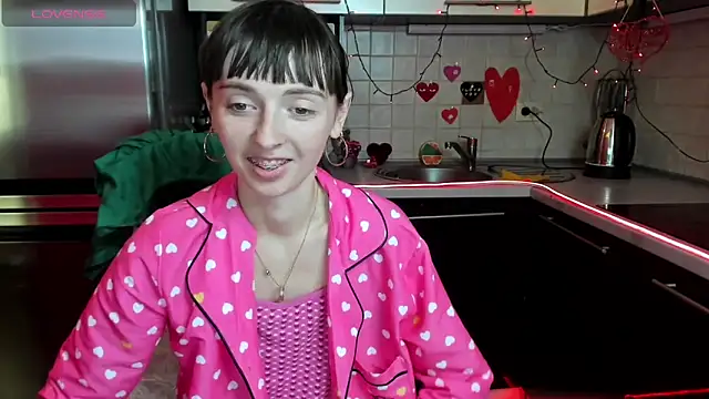 TayanaJons online show from 02.15.25