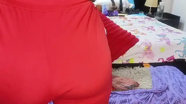 Snapshot of Sexy_sharntel chatting on 02.26.25 Sexy sharntel online show from 02.26.25