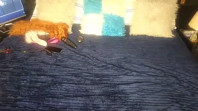 Snapshot of Sexy_sharntel chatting on 12.03.25 Sexy sharntel online show from 12.03.25