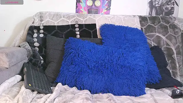 Snapshot of IM_MAYA chatting on 02.16.25 IM MAYA online show from 02.16.25