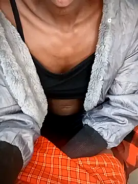 Snapshot of sweet_vee42 chatting on 02.01.25 sweet vee42 online show from 02.01.25