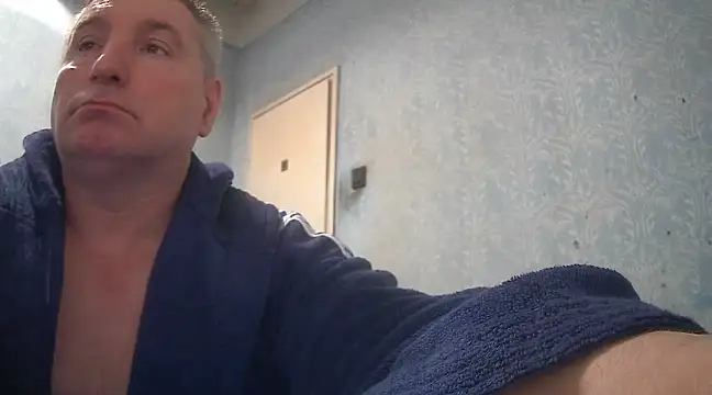 Snapshot of GYurmoka70 chatting on 03.15.25 GYurmoka70 online show from 03.15.25