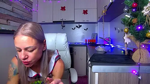 Skinny Nally online show from 12.22.25