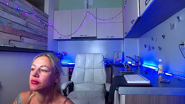 Skinny Nally online show from 03.07.26