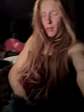 GoldenFlameGoddess online show from 12.02.25