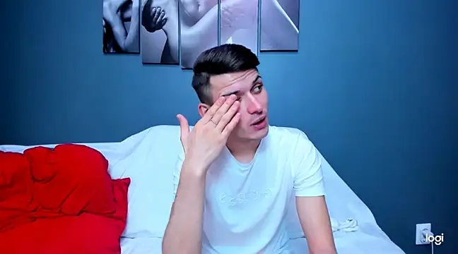 andboyfor6 online show from 12.22.24