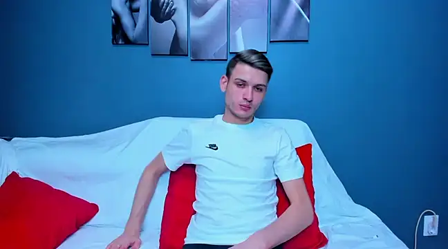 andboyfor6 online show from 02.05.25