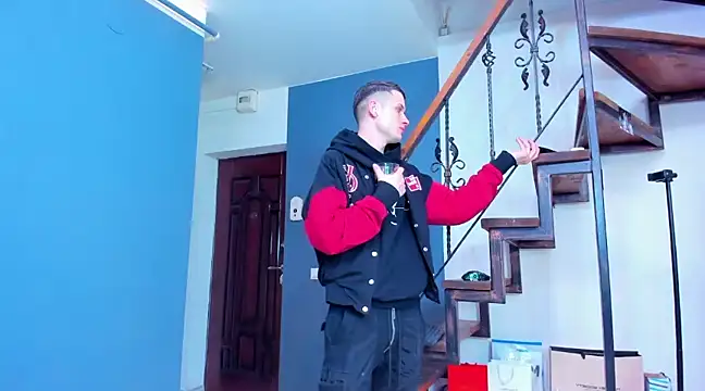 andboyfor6 online show from 02.13.25