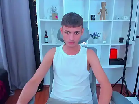 andboyfor6 online show from 09.11.25