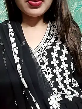 Snapshot of Noor_Darliing chatting on 02.10.25 Noor Darliing online show from 02.10.25