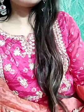 Snapshot of Noor_Darliing chatting on 02.11.25 Noor Darliing online show from 02.11.25