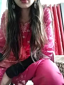 Snapshot of Noor_Darliing chatting on 03.17.25 Noor Darliing online show from 03.17.25