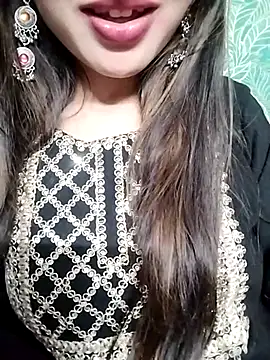 Noor Darliing online show from 03.18.25