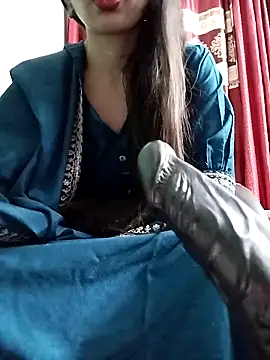 Noor Darliing online show from 11.13.25