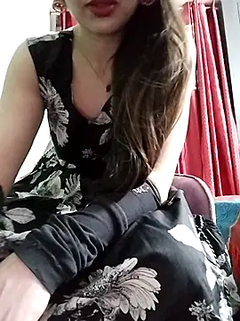 Noor Darliing online show from 04.24.26