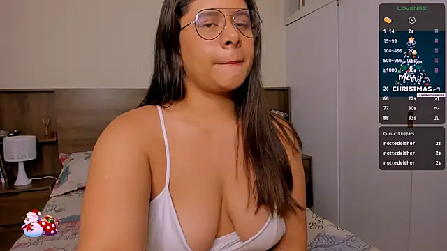 emily adams01 online show from 12.31.24