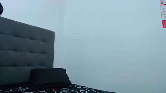 Snapshot of hanna_rabbit_ chatting on 10.12.25 hanna rabbit online show from 10.12.25