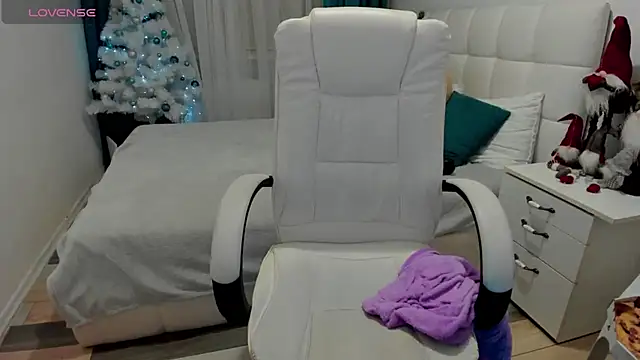 Kathlyn  Heath online show from 01.07.25