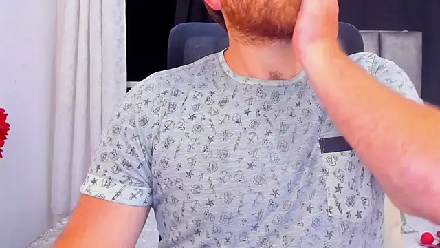 Snapshot of michacosio chatting on 02.19.25 michacosio online show from 02.19.25