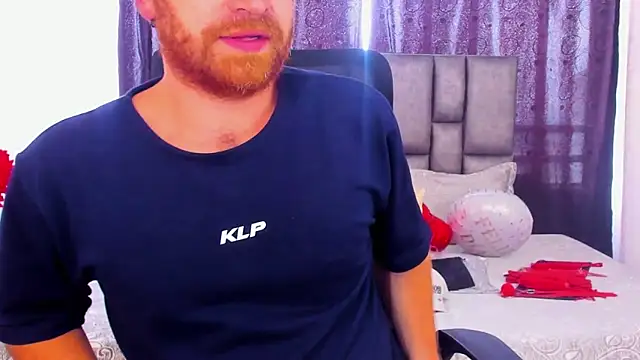 Snapshot of michacosio chatting on 02.22.25 michacosio online show from 02.22.25