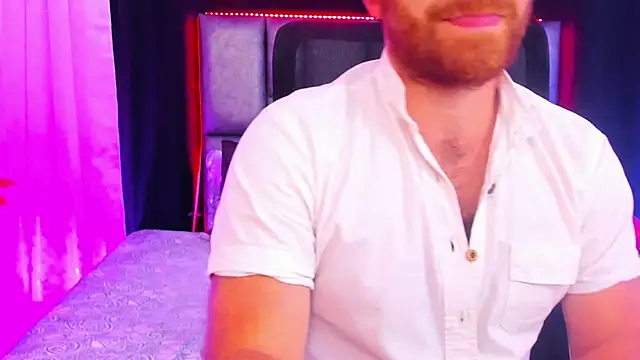 Snapshot of michacosio chatting on 02.22.25 michacosio online show from 02.22.25