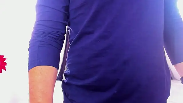 Snapshot of michacosio chatting on 02.25.25 michacosio online show from 02.25.25