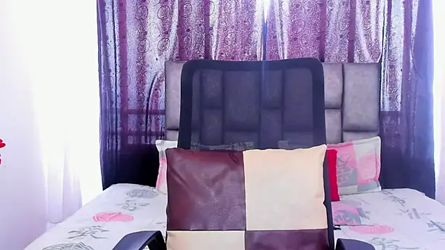 Snapshot of michacosio chatting on 03.01.25 michacosio online show from 03.01.25