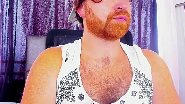 Snapshot of michacosio chatting on 03.04.25 michacosio online show from 03.04.25