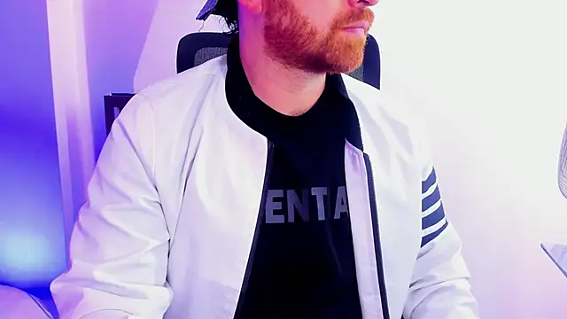 Snapshot of michacosio chatting on 03.06.25 michacosio online show from 03.06.25