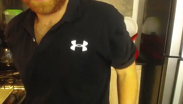 Snapshot of michacosio chatting on 03.11.25 michacosio online show from 03.11.25