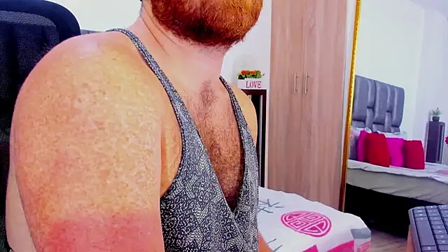 Snapshot of michacosio chatting on 03.22.25 michacosio online show from 03.22.25