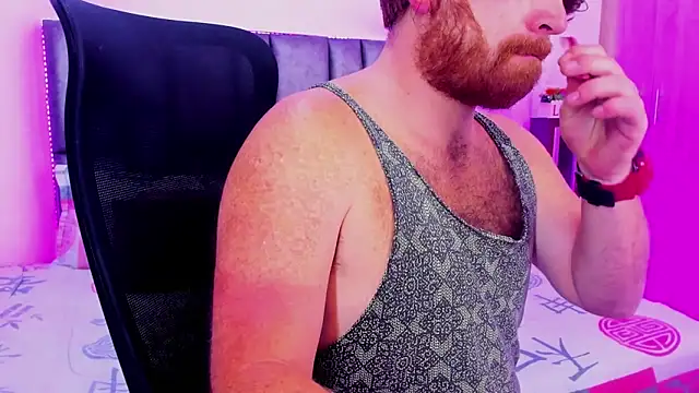 Snapshot of michacosio chatting on 03.22.25 michacosio online show from 03.22.25