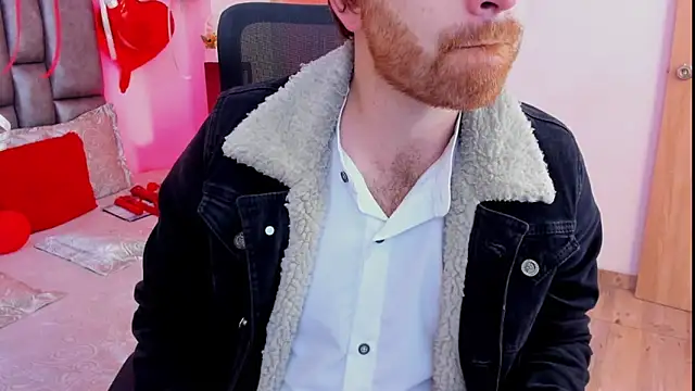 Snapshot of michacosio chatting on 09.21.25 michacosio online show from 09.21.25