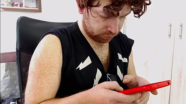 Snapshot of michacosio chatting on 09.24.25 michacosio online show from 09.24.25