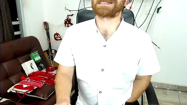 Snapshot of michacosio chatting on 10.14.25 michacosio online show from 10.14.25