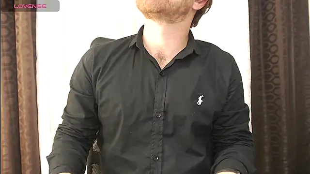 Snapshot of michacosio chatting on 10.25.25 michacosio online show from 10.25.25