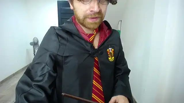 Snapshot of michacosio chatting on 10.30.25 michacosio online show from 10.30.25