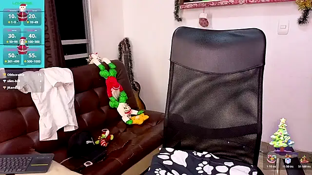 Snapshot of michacosio chatting on 11.19.25 michacosio online show from 11.19.25