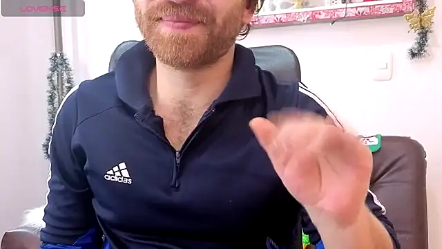 Snapshot of michacosio chatting on 11.27.25 michacosio online show from 11.27.25