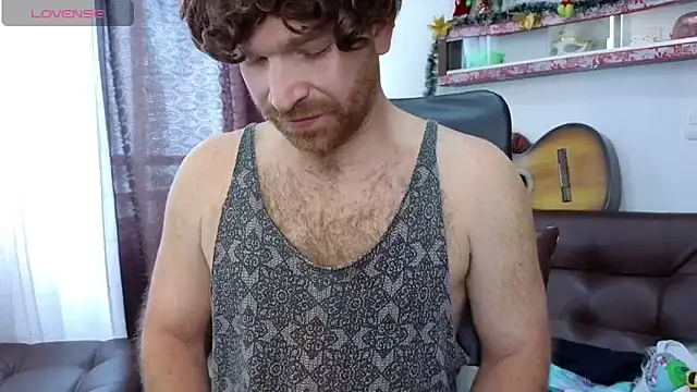 Snapshot of michacosio chatting on 11.29.25 michacosio online show from 11.29.25