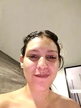 Snapshot of Mia_Hampton chatting on 02.15.25 Mia Hampton online show from 02.15.25