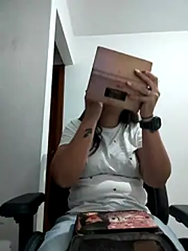 Snapshot of Mia_Hampton chatting on 01.11.26 Mia Hampton online show from 01.11.26