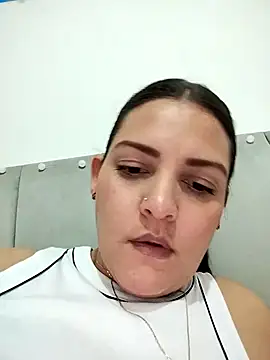 Snapshot of Mia_Hampton chatting on 01.12.26 Mia Hampton online show from 01.12.26