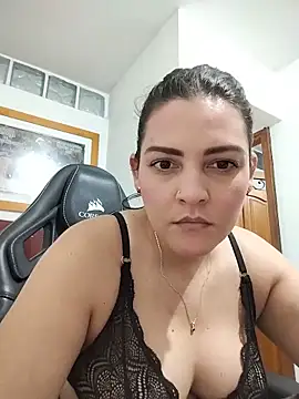 Mia Hampton online show from 05.29.26