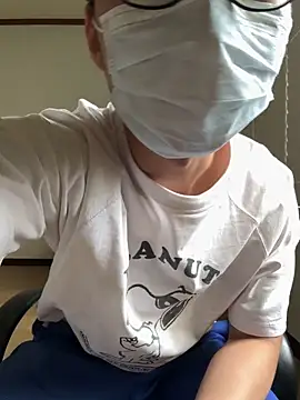 Snapshot of h4779150 chatting on 12.14.25 h4779150 online show from 12.14.25