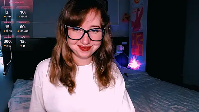 Cosmo Riri online show from 11.14.25