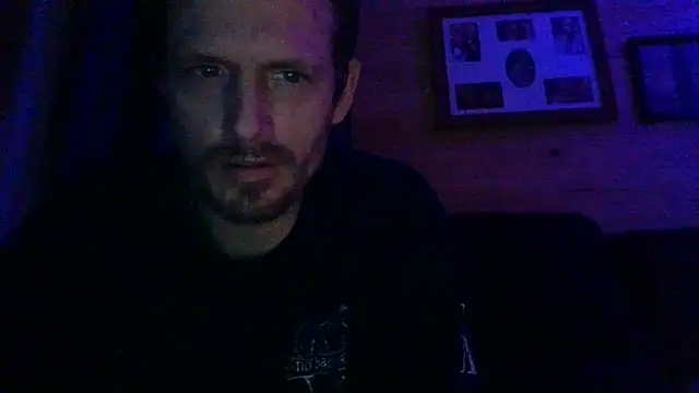 Snapshot of KBONE36 chatting on 02.18.25 KBONE36 online show from 02.18.25