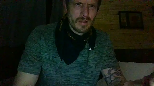 Snapshot of KBONE36 chatting on 02.22.25 KBONE36 online show from 02.22.25