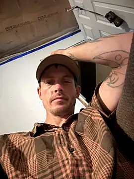 Snapshot of KBONE36 chatting on 09.29.25 KBONE36 online show from 09.29.25