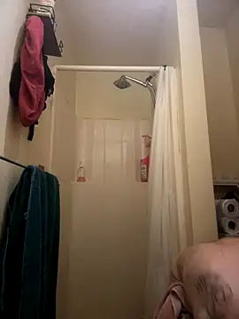 Snapshot of KBONE36 chatting on 10.03.25 KBONE36 online show from 10.03.25